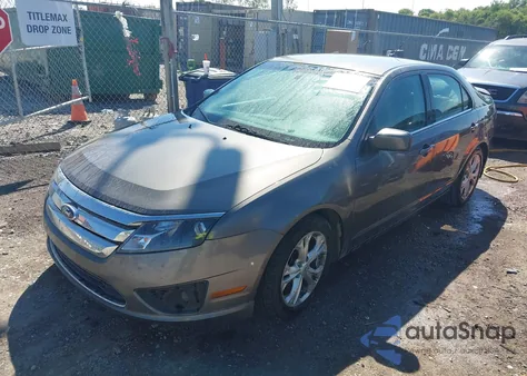 2012 Ford Fusion Se z USA, uszkodzony, nr VIN 3FAHP0HA9CR154485